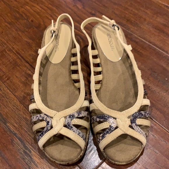 Aerosoles beige and faux snake strapped wedge. New!! - Picture 2 of 8